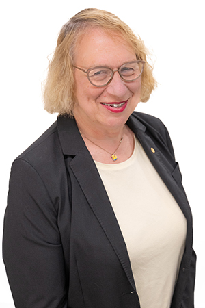 Joanne Woytek
